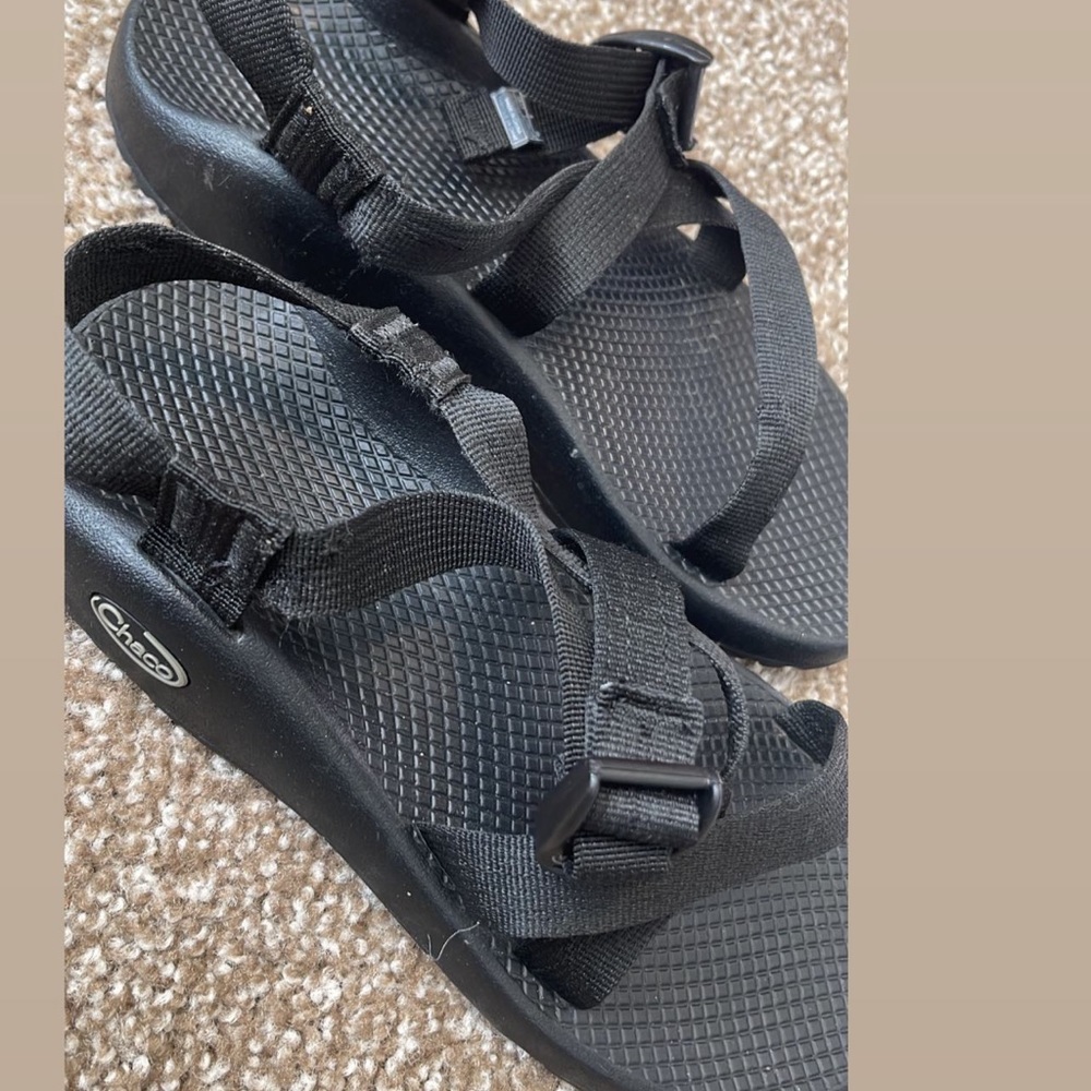 chaco sandels